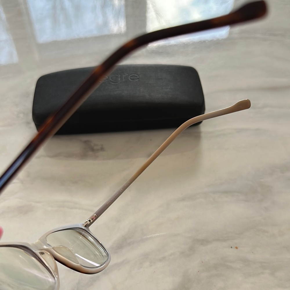 Tortoise Shell Glasses - Picture 5 of 7